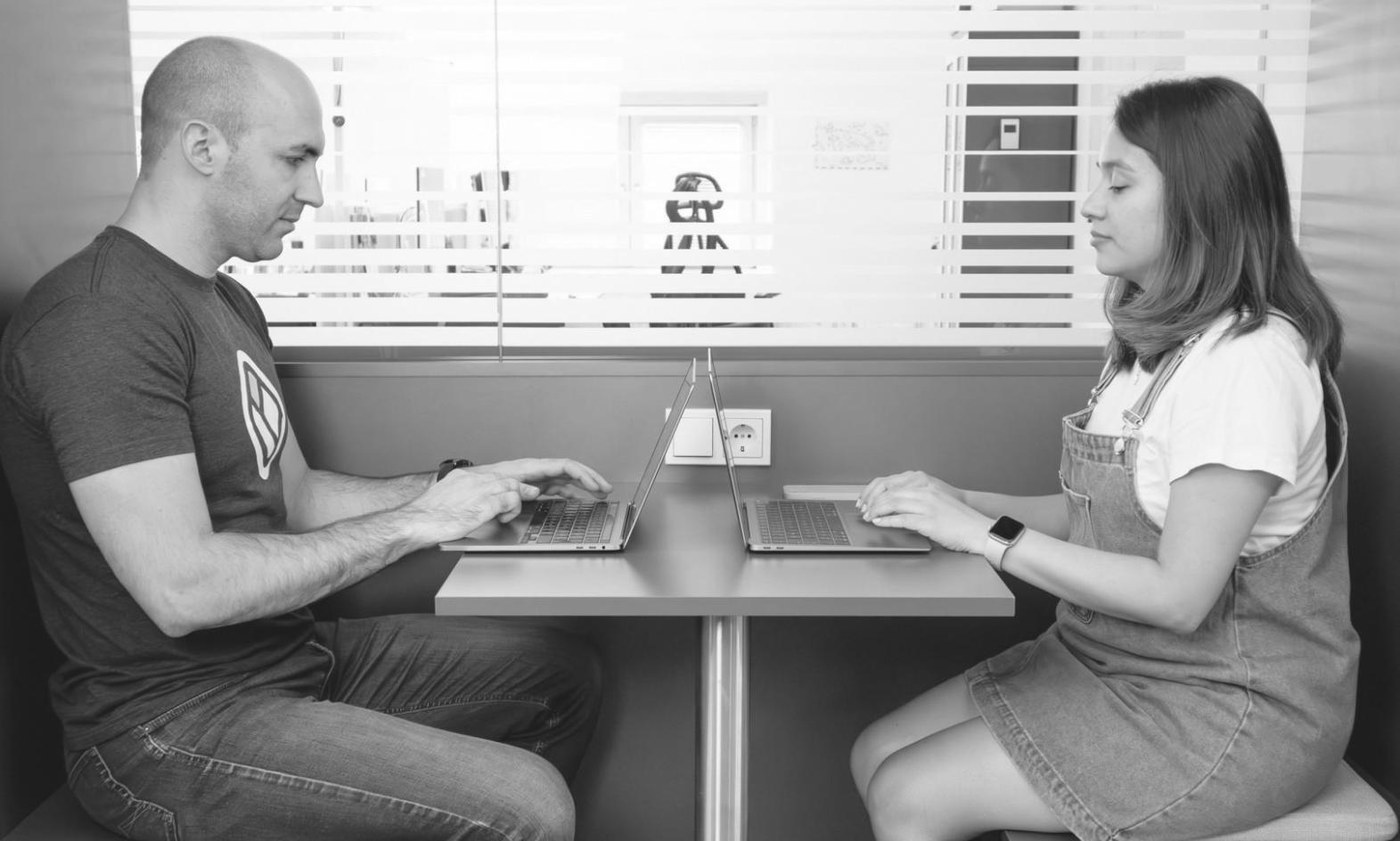 Análisis financiero detallado y cálculo de patrimonio neto